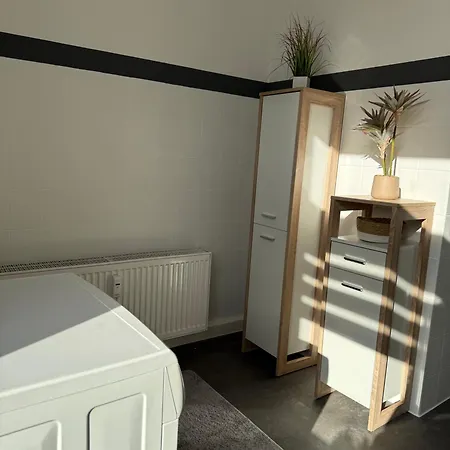 Sudenburg Superior - 3 Zimmer, 5 Gaeste Апартаменты Магдебург